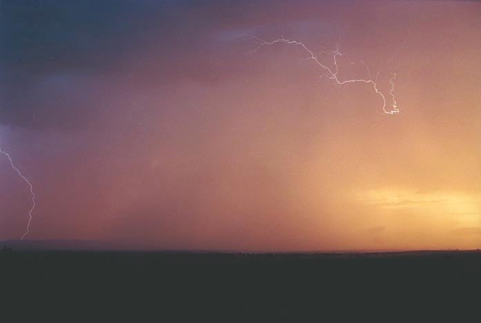 lightning lightning_bolts : Gulgong, NSW   8 January 2001