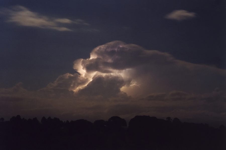 lightning lightning_bolts : McLeans Ridges, NSW   4 October 2001