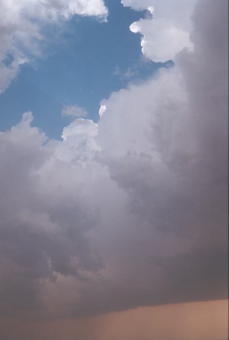 updraft thunderstorm_updrafts : near Hays, Kansas, USA   22 May 2002