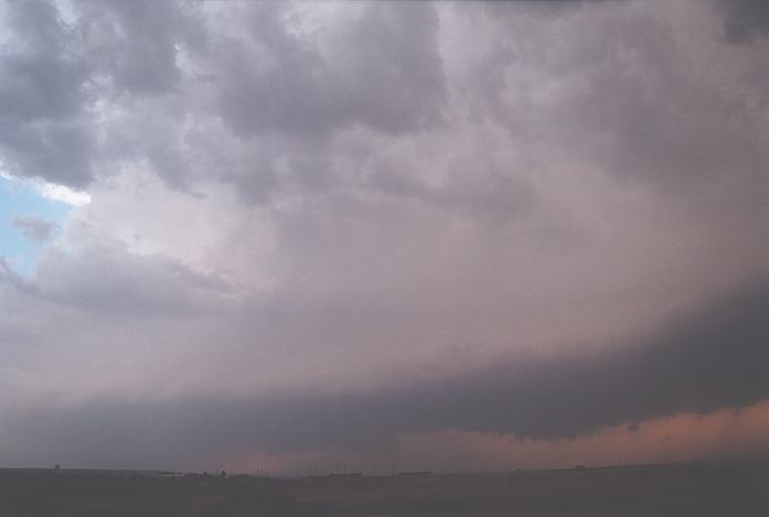 cumulonimbus supercell_thunderstorm : E of Plainville, Kansas, USA   22 May 2002