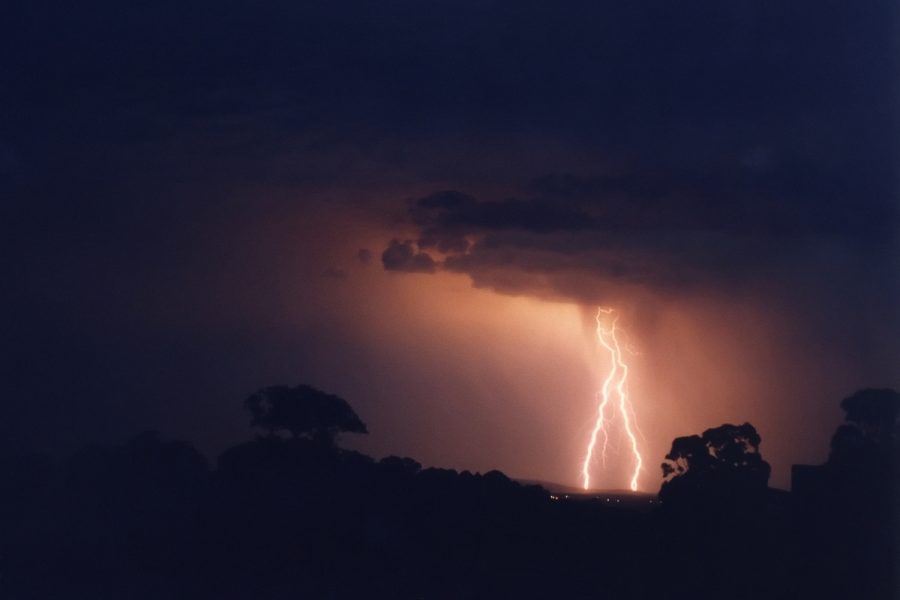 lightning lightning_bolts : Tregeagle, NSW   10 November 2002