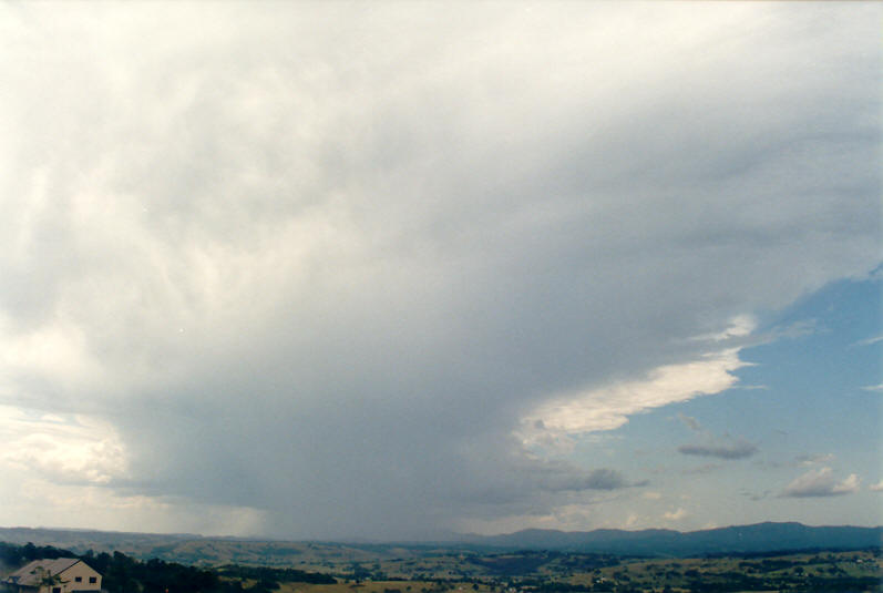 anvil thunderstorm_anvils : NW of Lismore, NSW   15 December 2002