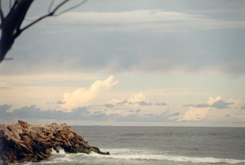 cumulus congestus : Evans Head, NSW   25 December 2002