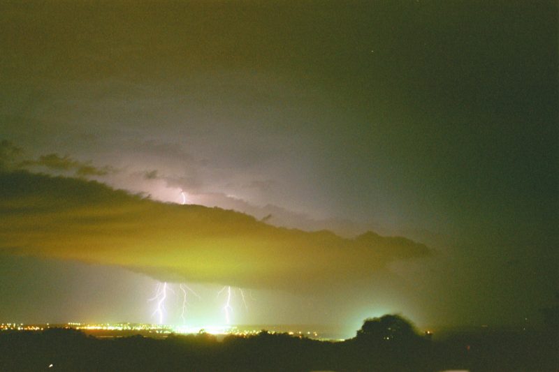 lightning lightning_bolts : Alstonville, NSW   8 January 2003