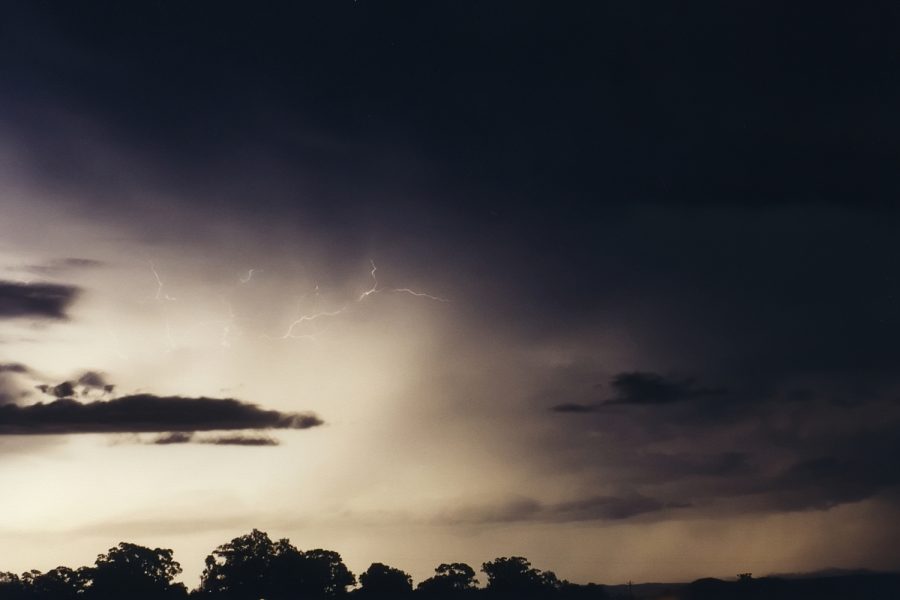 lightning lightning_bolts : N of Casino, NSW   22 March 2003