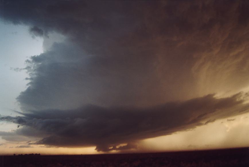 cumulonimbus supercell_thunderstorm : Littlefield, Texas, USA   3 June 2003