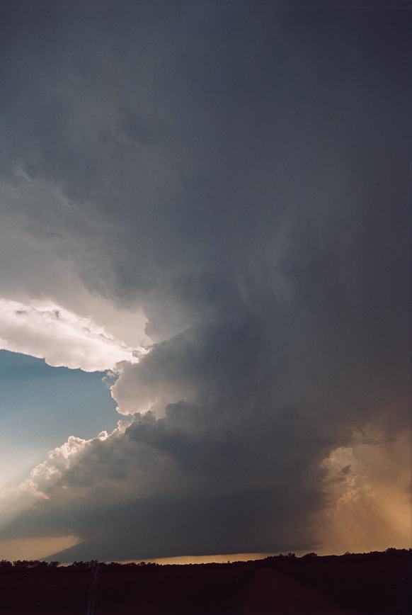 updraft thunderstorm_updrafts : near Newcastle, Texas, USA   12 June 2003