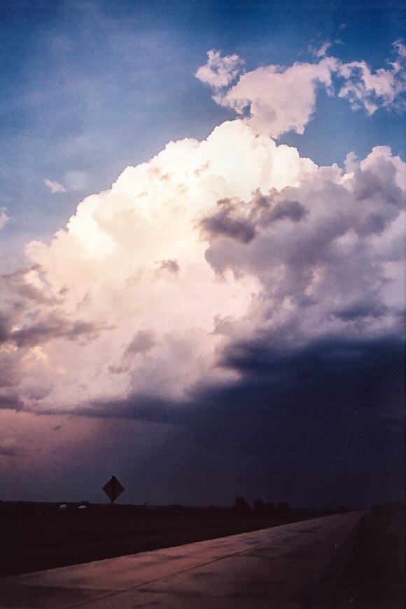 sunset sunset_pictures : E of Russell along I-70, Kansas, USA   17 May 2004