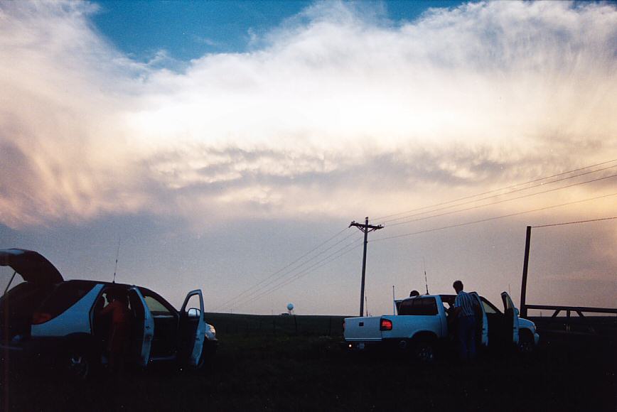 sunset sunset_pictures : NW of Topeka, Kansas, USA   24 May 2004