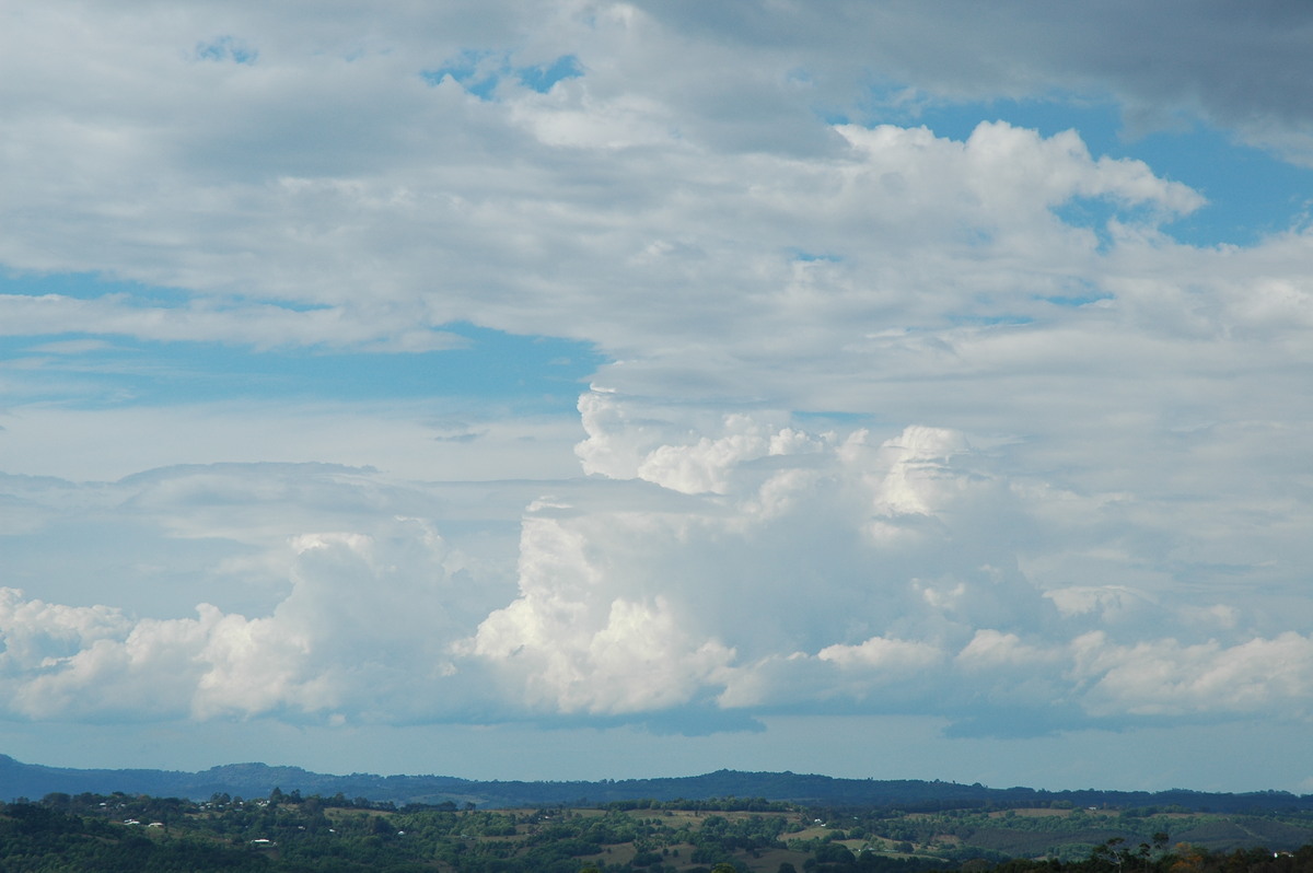 altocumulus altocumulus_cloud : McLeans Ridges, NSW   21 October 2004