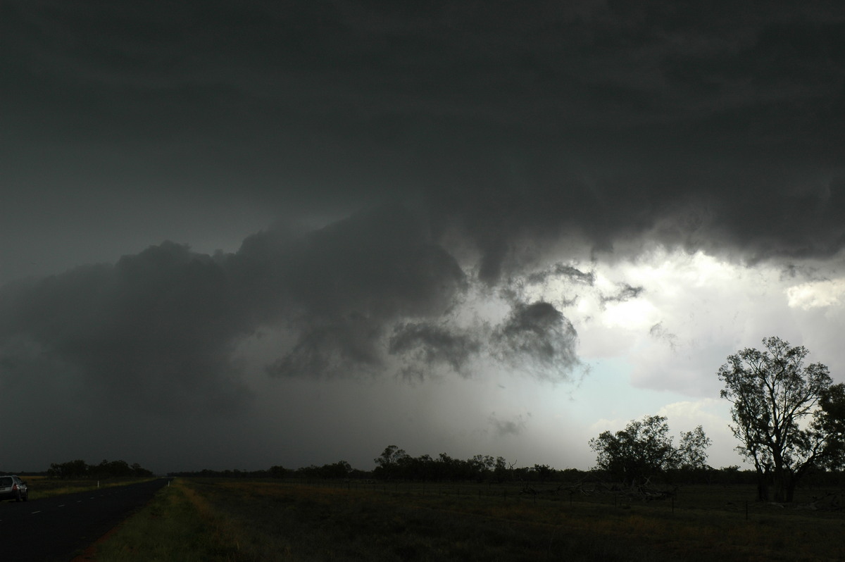 raincascade precipitation_cascade : W of Walgett, NSW   8 December 2004