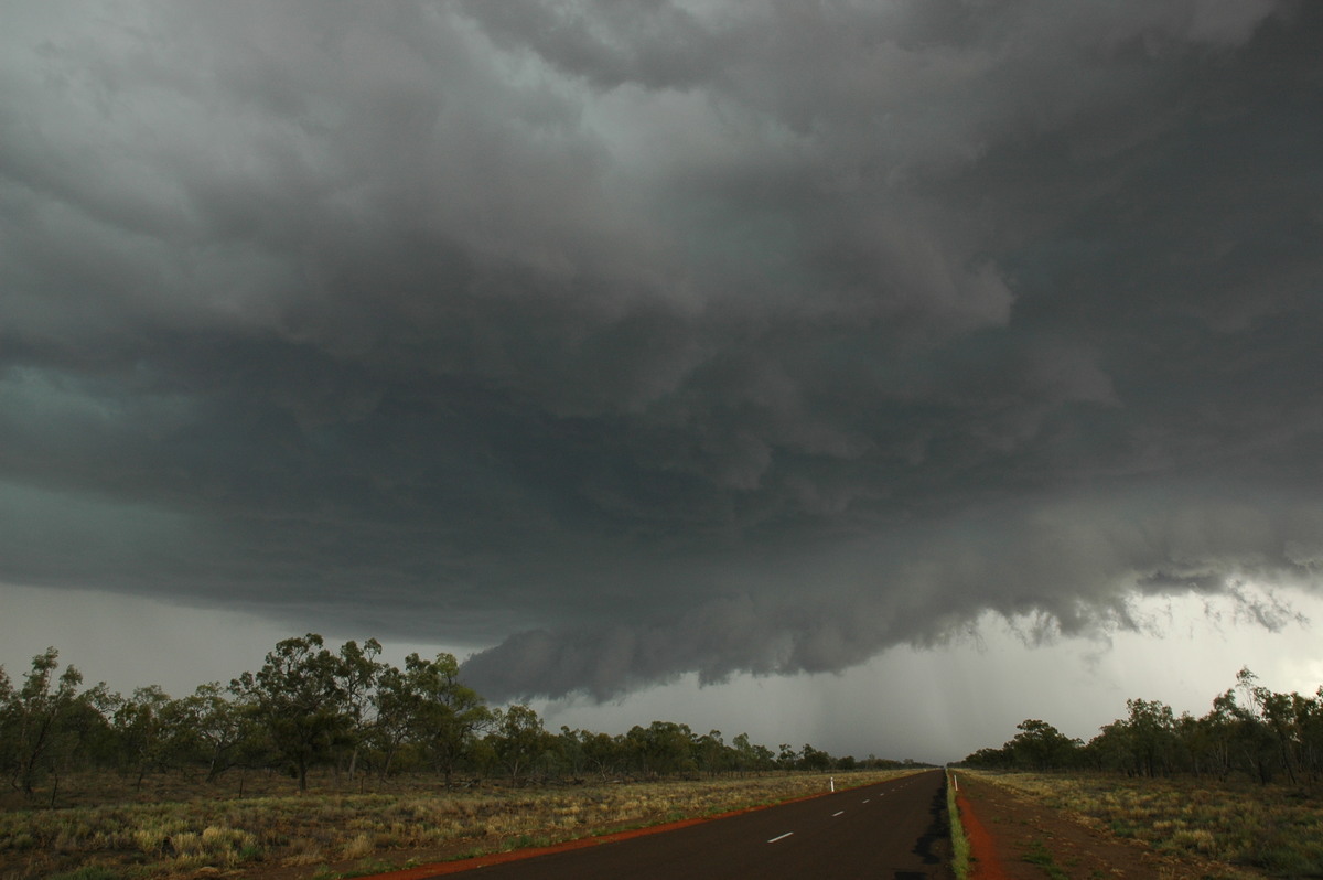 cumulonimbus thunderstorm_base : W of Walgett, NSW   8 December 2004