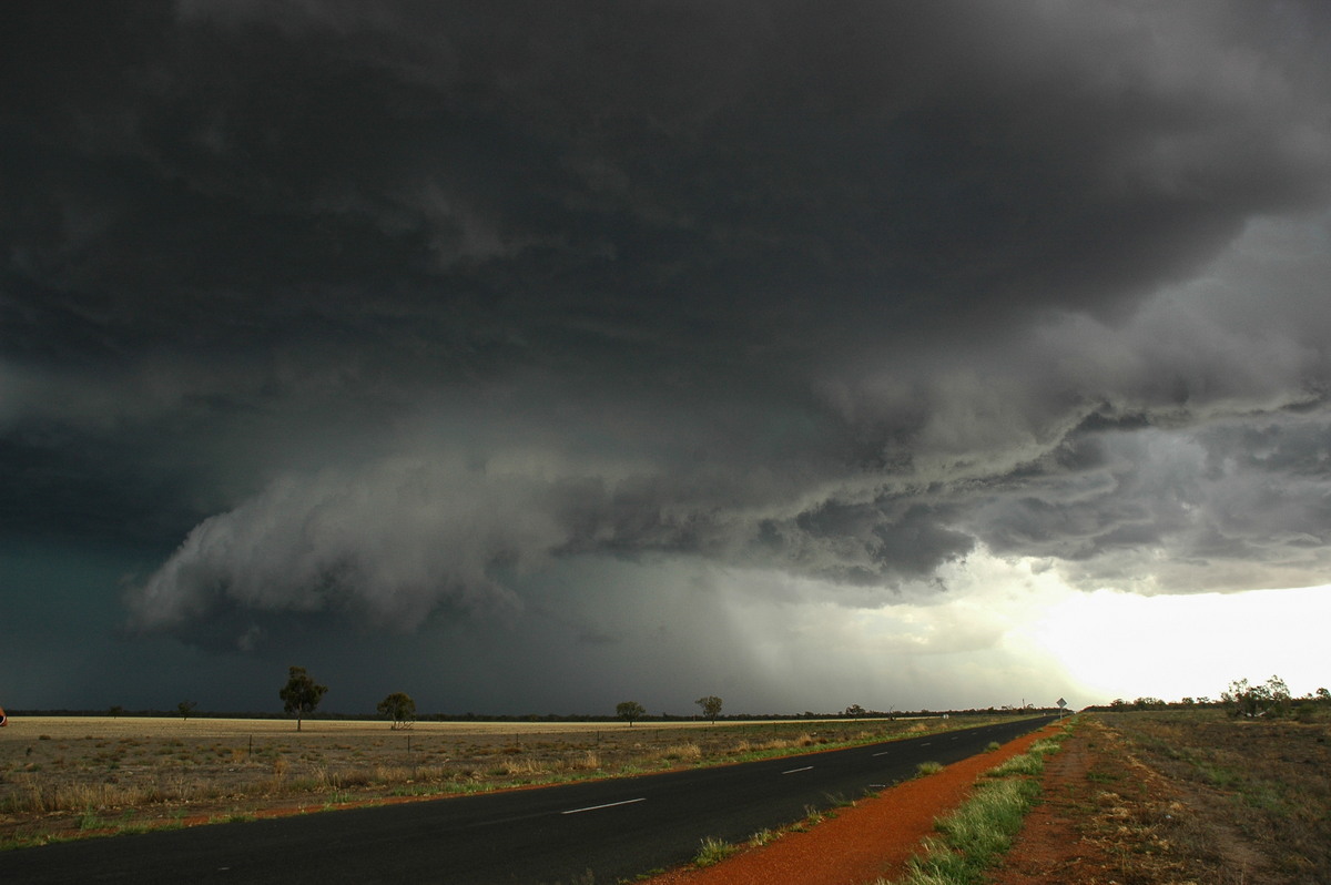 cumulonimbus thunderstorm_base : W of Walgett, NSW   8 December 2004