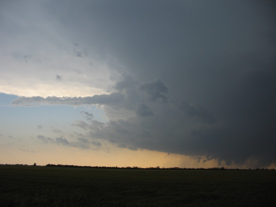 cumulonimbus supercell_thunderstorm : near Paducah, Texas, USA   13 May 2005