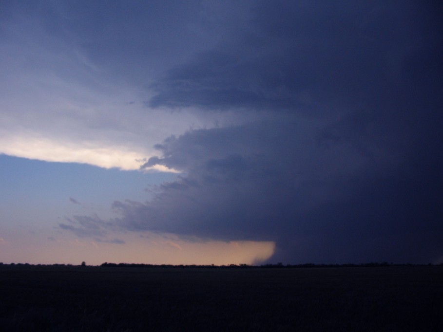 cumulonimbus supercell_thunderstorm : near Paducah, Texas, USA   13 May 2005