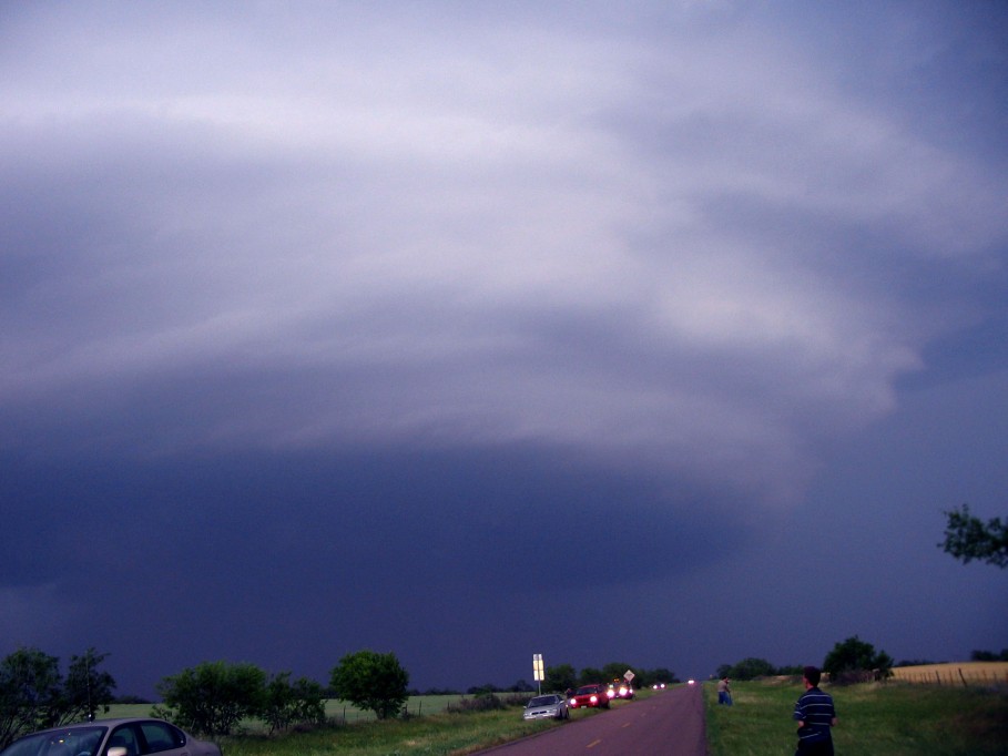 cumulonimbus supercell_thunderstorm : E of Benjamin, Texas, USA   13 May 2005