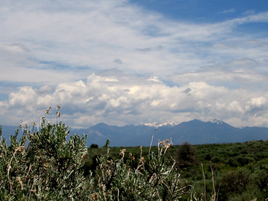 cirrostratus cirrostratus_cloud : S of Taos, New Mexico, USA   27 May 2005