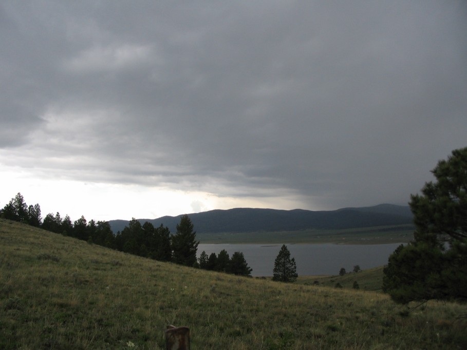 stratocumulus stratocumulus_cloud : near Ute Park, New Mexico, USA   27 May 2005