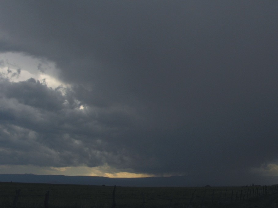 cumulonimbus supercell_thunderstorm : Branson, Colorado, USA   30 May 2005