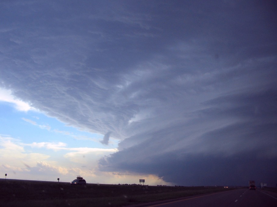 thunderstorm cumulonimbus_incus : I-70 near Flagler, Colorado, USA   2 June 2005