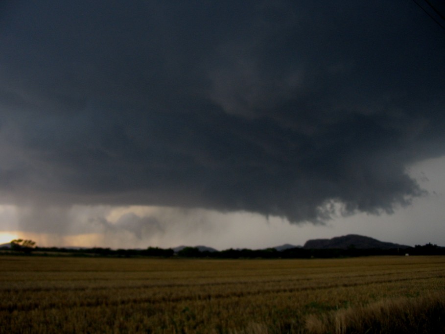 cumulonimbus thunderstorm_base : Mountain Park, N of Snyder, Oklahoma, USA   5 June 2005