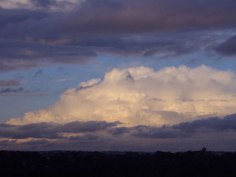 stratocumulus stratocumulus_cloud : Schofields, NSW   26 June 2005