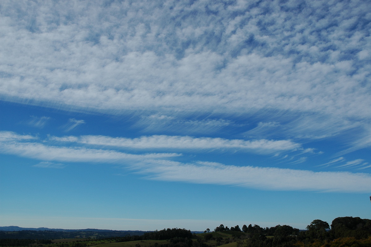 altocumulus lenticularis : McLeans Ridges, NSW   11 August 2005