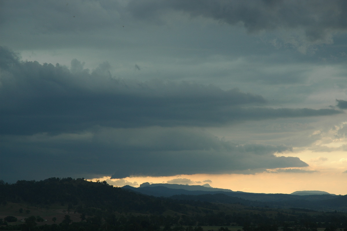 cumulonimbus thunderstorm_base : Kyogle, NSW   27 September 2005