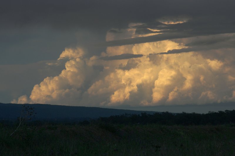 thunderstorm cumulonimbus_incus : Castlereagh, NSW   21 October 2005