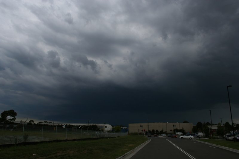 cumulonimbus thunderstorm_base : Bankstown Airport, NSW   22 October 2005