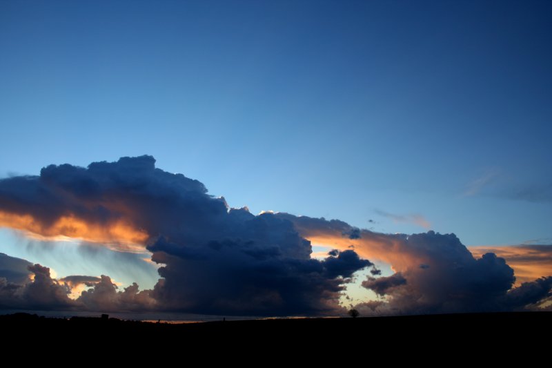 sunset sunset_pictures : E of Cowra, NSW   24 October 2005