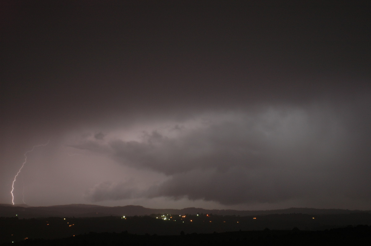 lightning lightning_bolts : McLeans Ridges, NSW   24 October 2005