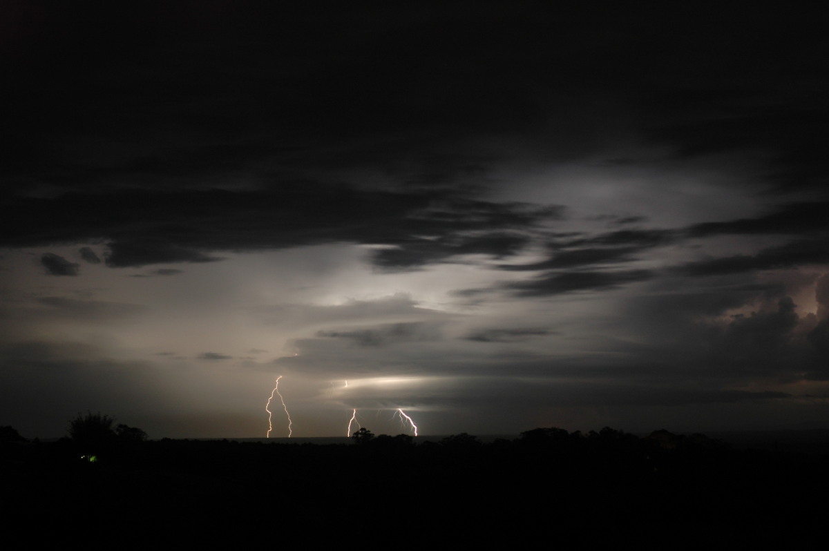 lightning lightning_bolts : Tregeagle, NSW   25 October 2005