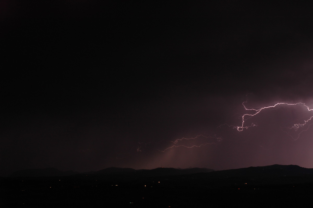 lightning lightning_bolts : McLeans Ridges, NSW   27 October 2005