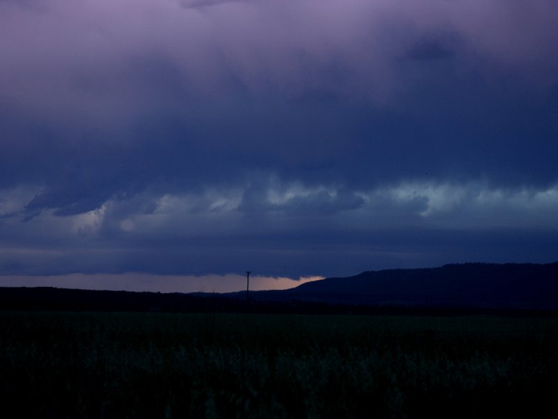 cumulonimbus thunderstorm_base : near Prema, NSW   26 November 2005