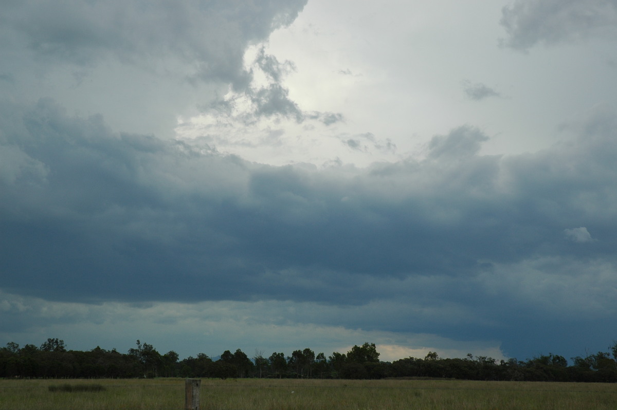 cumulonimbus thunderstorm_base : W of Brisbane, NSW   27 November 2005