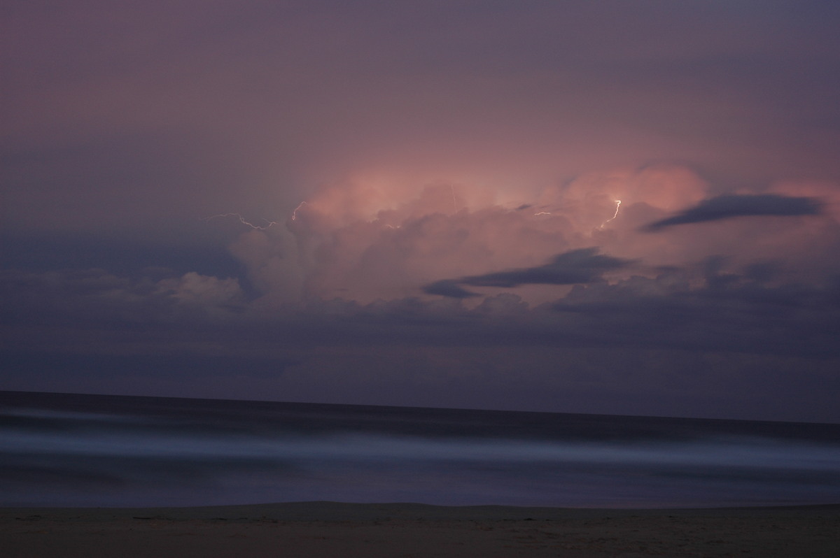 lightning lightning_bolts : Gold Coast, QLD   27 November 2005