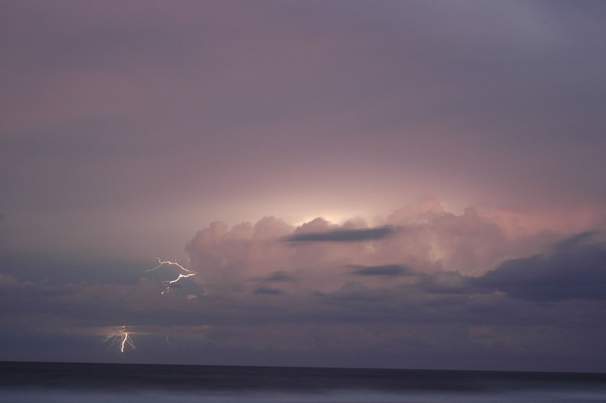 lightning lightning_bolts : Gold Coast, QLD   27 November 2005