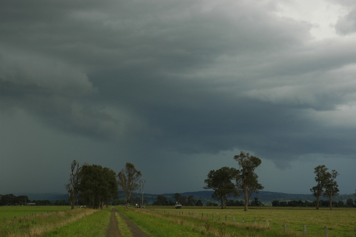 raincascade precipitation_cascade : S of Lismore, NSW   1 December 2005