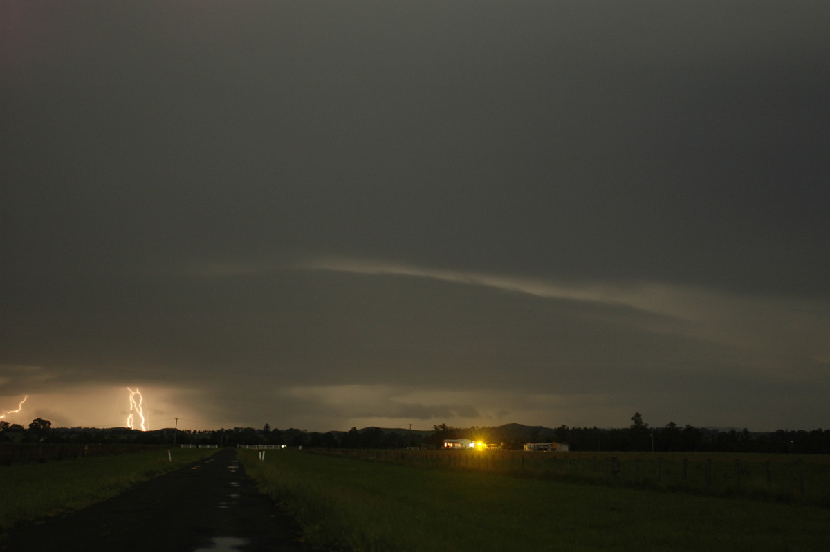 lightning lightning_bolts : near Casino, NSW   13 December 2005