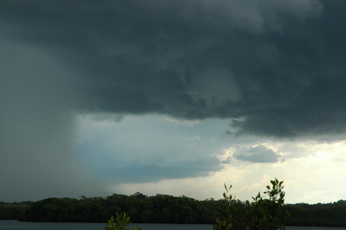 raincascade precipitation_cascade : Broadwater, NSW   17 December 2005