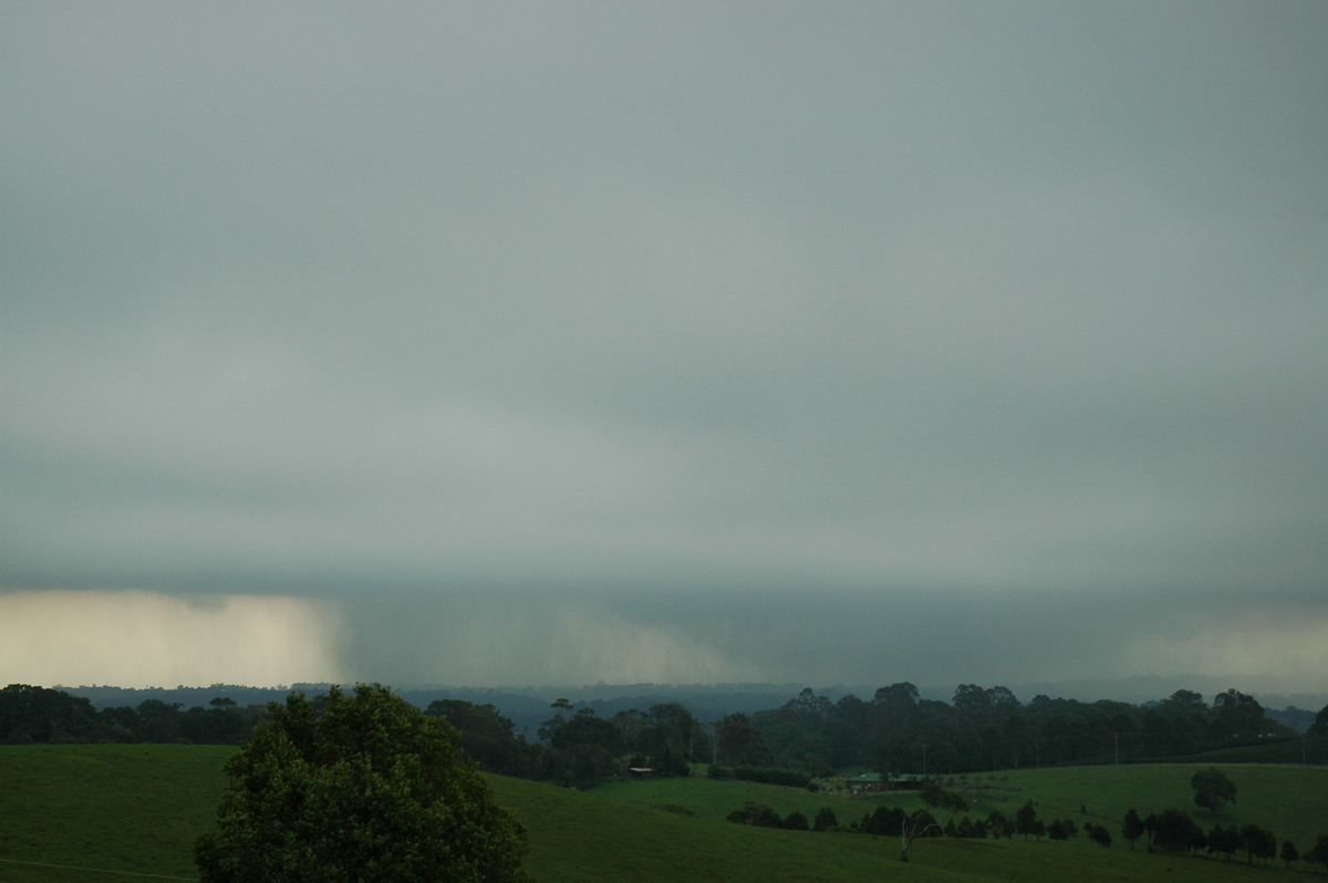 cumulonimbus supercell_thunderstorm : Saint Helena, NSW   17 December 2005