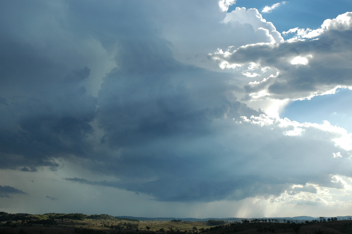 cumulonimbus supercell_thunderstorm : near Yarraman, QLD   26 December 2005