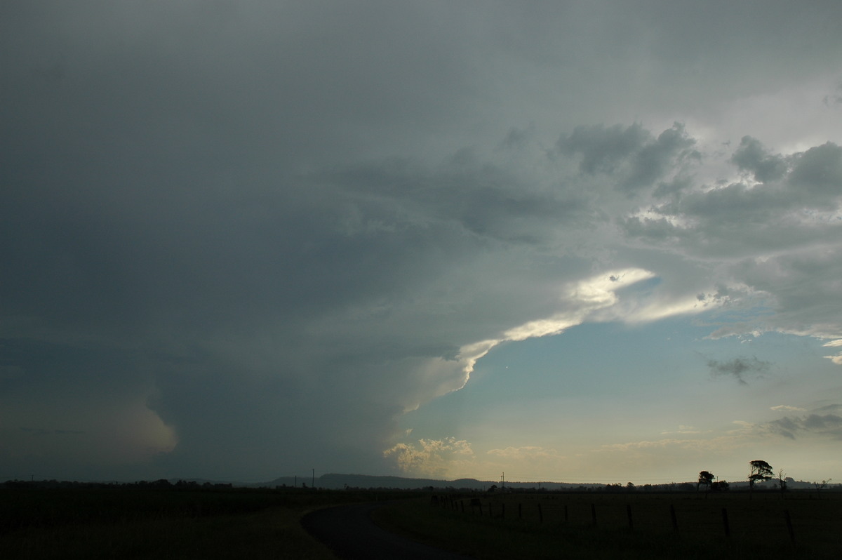 anvil thunderstorm_anvils : Woodburn, NSW   27 December 2005