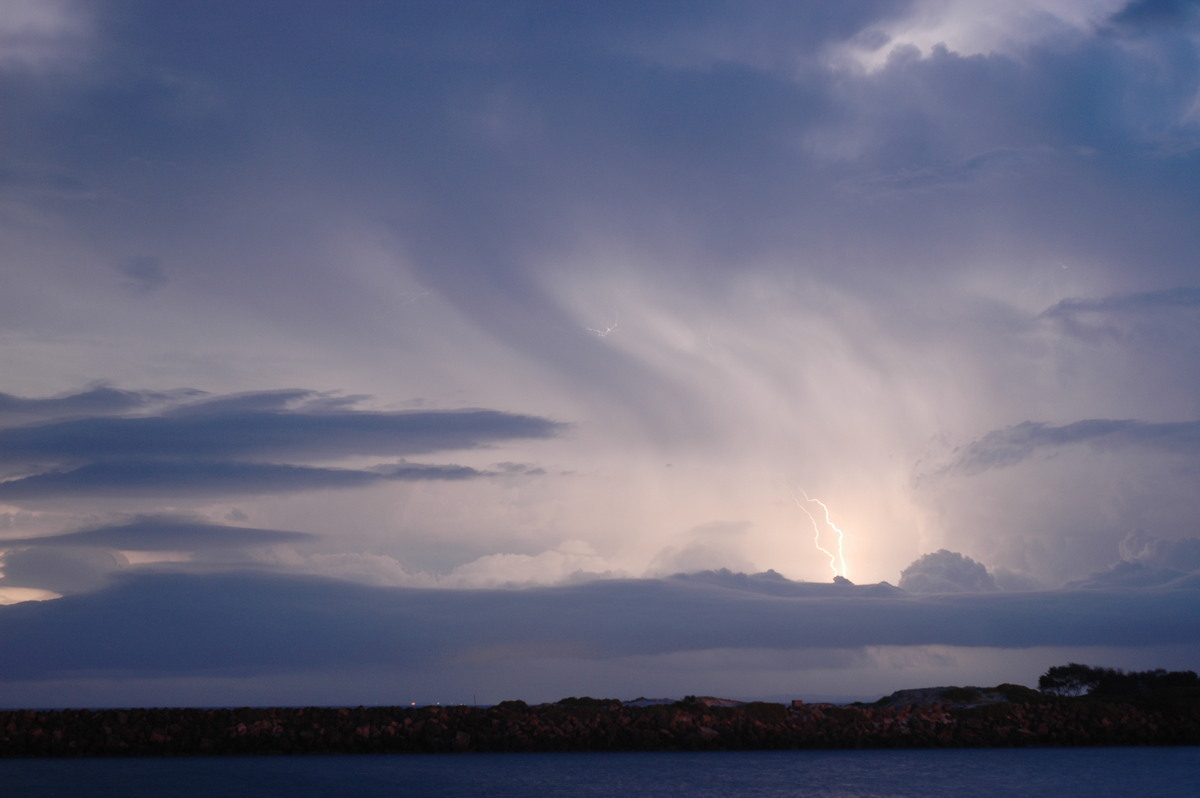 lightning lightning_bolts : Ballina, NSW   28 December 2005