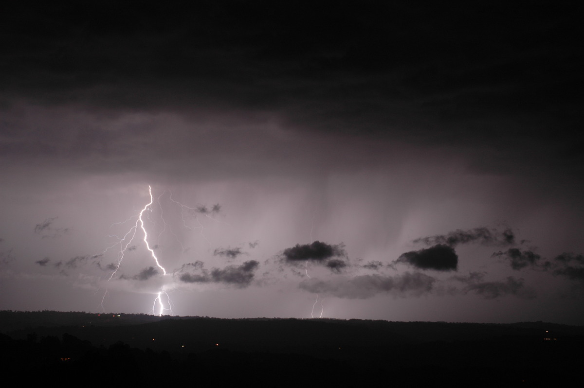 lightning lightning_bolts : McLeans Ridges, NSW   3 January 2006