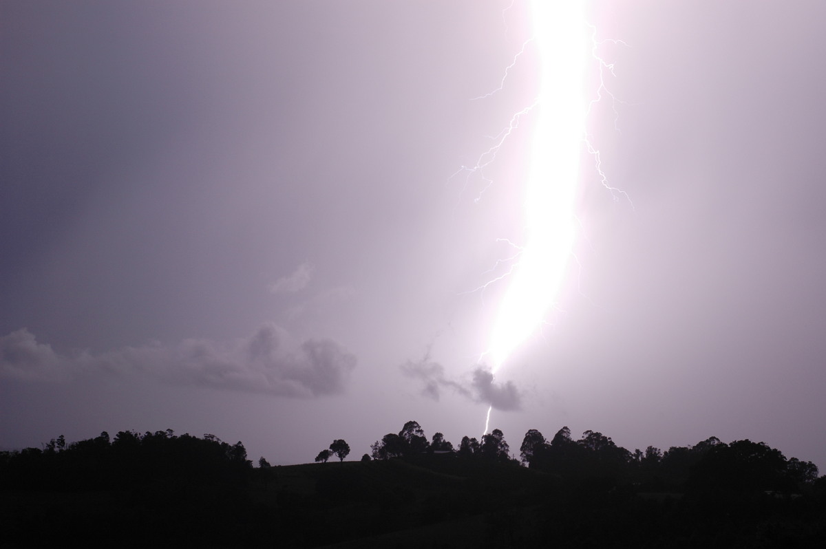 lightning lightning_bolts : McLeans Ridges, NSW   3 January 2006