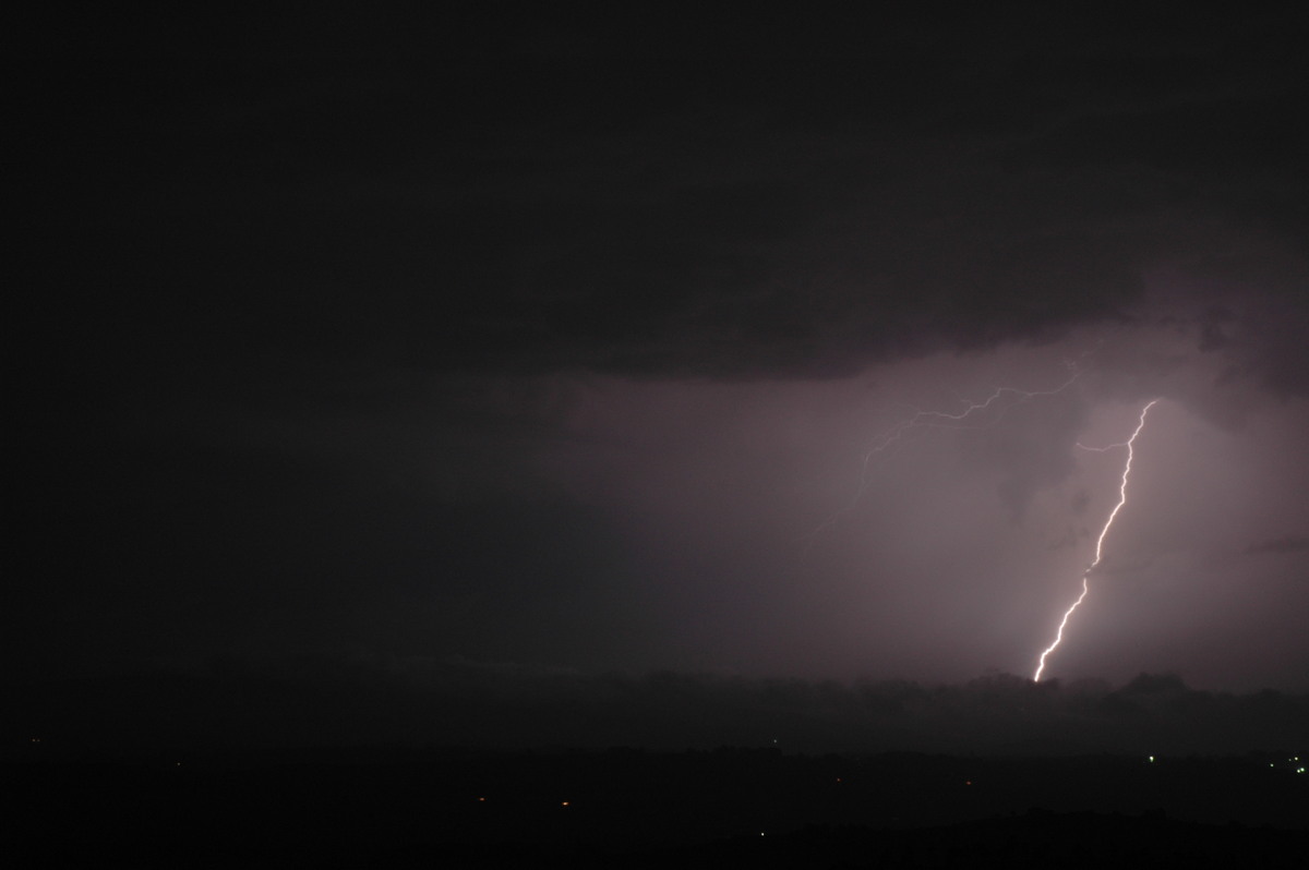 lightning lightning_bolts : McLeans Ridges, NSW   3 January 2006