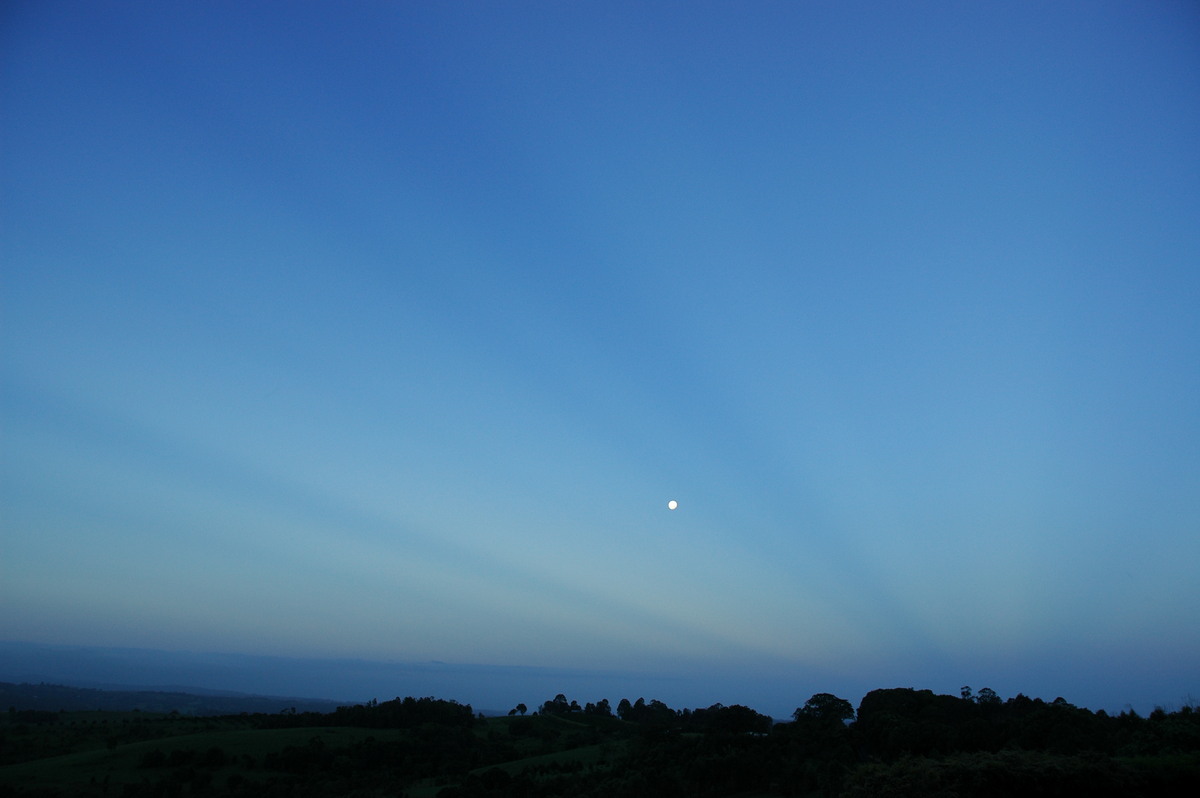 halosundog halo_sundog_crepuscular_rays : McLeans Ridges, NSW   12 January 2006