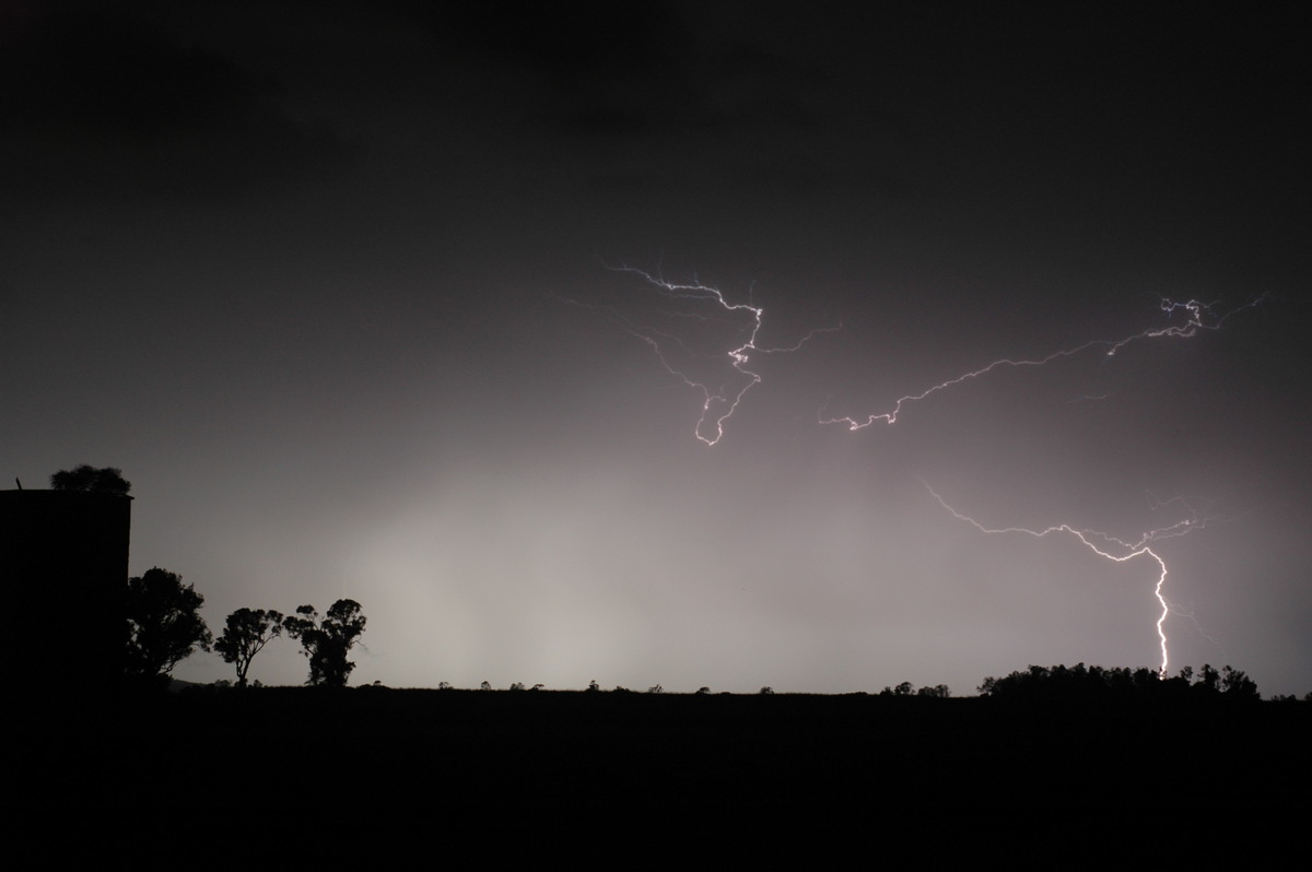 lightning lightning_bolts : Woodburn, NSW   13 February 2006